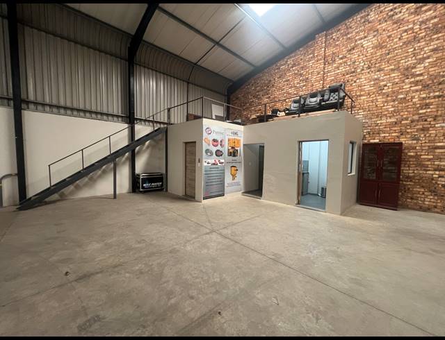 527M² WAREHOUSE TO LET IN ALRODE